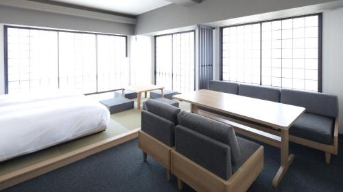 Deluxe Japanese Western Style Room - Non-Smoking