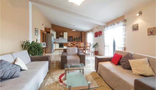 Six-Bedroom Holiday Home