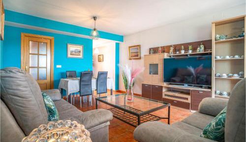 Three-Bedroom Holiday Home 
