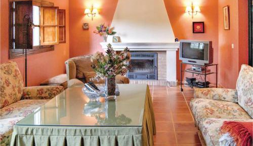 Four-Bedroom Holiday Home