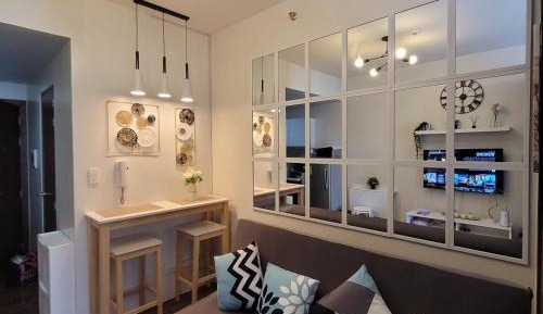 Apartment with City View