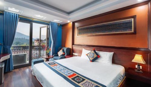 Deluxe King Room