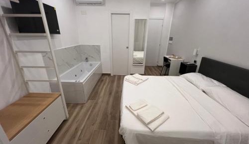 Double Room with Spa Bath