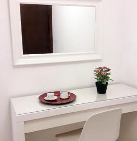 One-Bedroom Apartment with Balcony