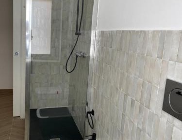 Deluxe Studio