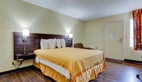 Single Room Smoking