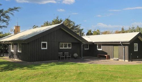 Four-Bedroom Holiday Home