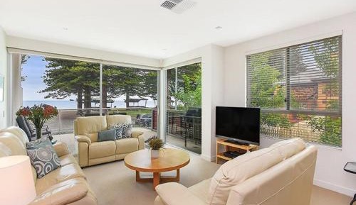 Apartment with Sea View