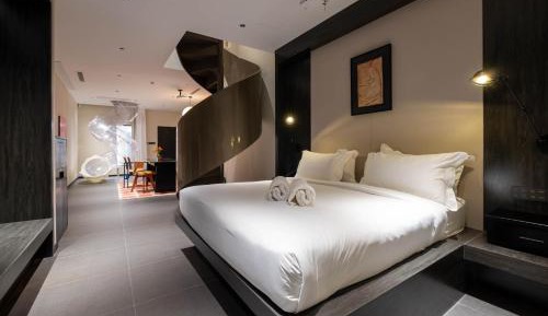 Loft Suite Spiral