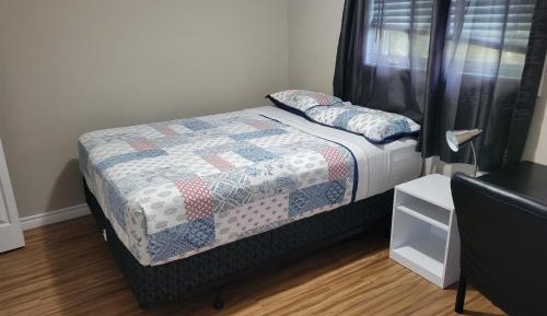Queen Room
