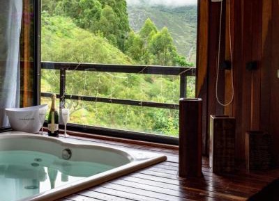 Bungalow with Garden View