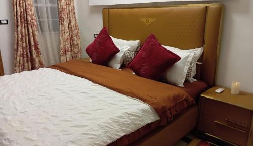 One-Bedroom Apartment - Non-Smoking