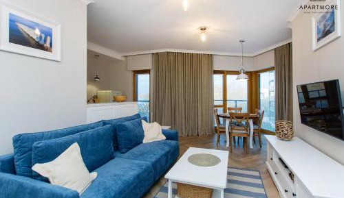 Superior One-Bedroom Apartment with Balcony