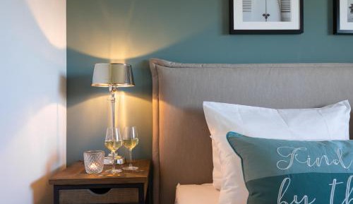 Superior One-Bedroom Apartment