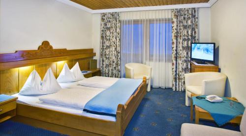 Superior Double Room with Balcony