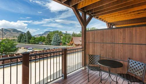 King Room with Sofa Bed