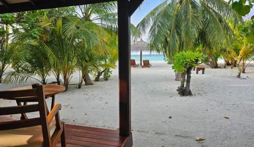 Deluxe Villa with Beach View