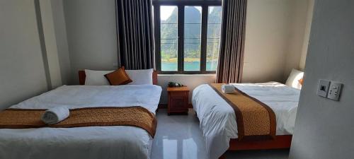 Quadruple Room with Private Bathroom