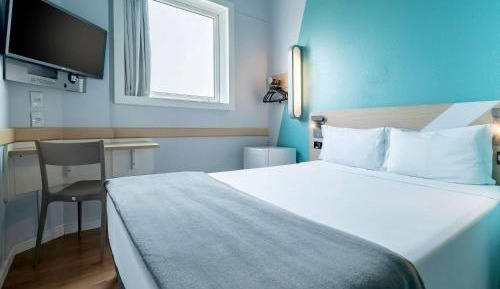 Standard Double Room with Mini Bar and Hair Dryer