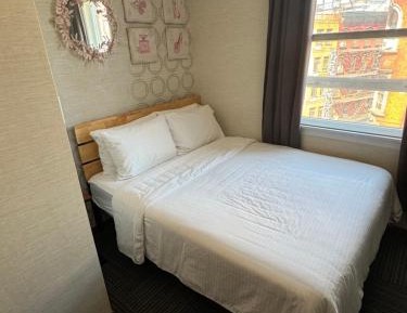 ADA Superior Queen Room