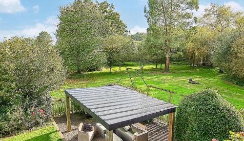 One-Bedroom Holiday Home