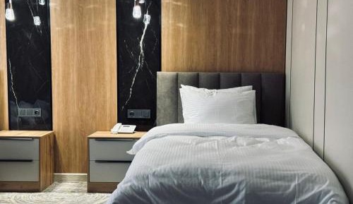 Twin Room with Shower