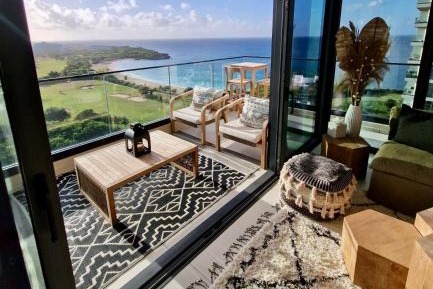 Two-Bedroom Apartment with Balcony and Sea View