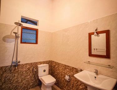 Double Room with Balcony (2 Adults + 1 Child)