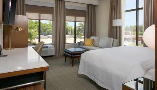 King Room with Sofa Bed
