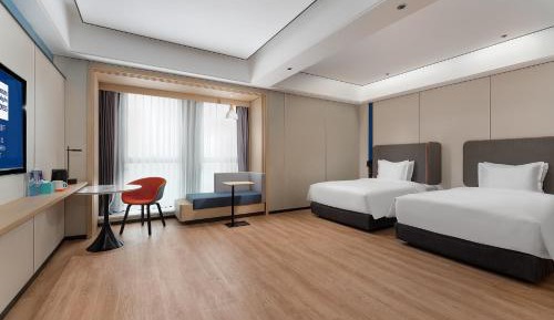 Standard Twin Room with Extra Floor Space