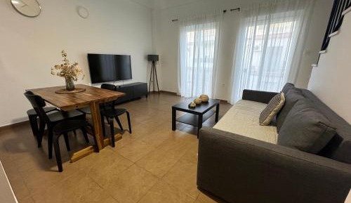 Three-Bedroom Deluxe Apartment