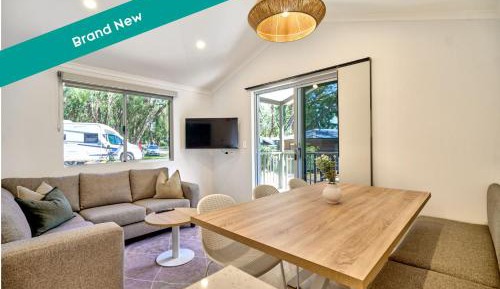 Two-Bedroom Deluxe Apartment