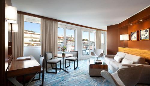 One Bedroom Suite Twin