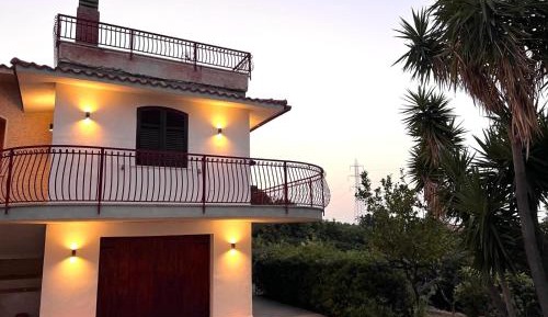 Villa with Sea View