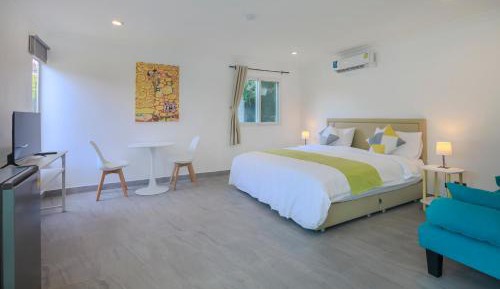 Double Room with Pool View