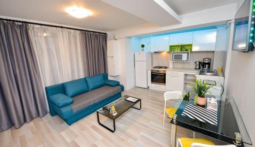 One-Bedroom Apartment with Balcony