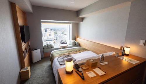 Superior Corner Double Room with City View