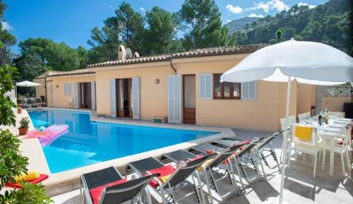 Villa with Private Pool