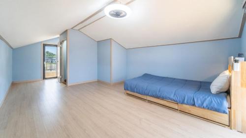 Studio 1