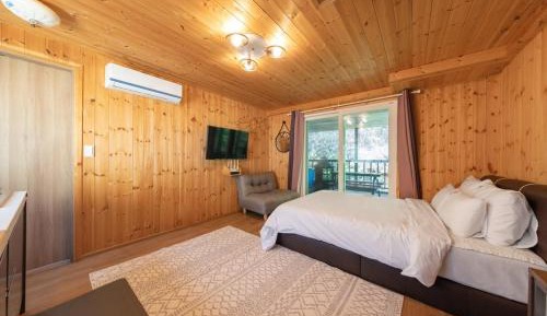 Double Room 2