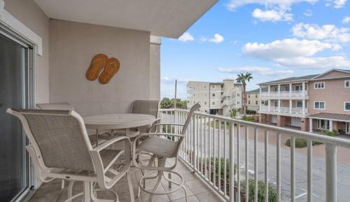 Three-Bedroom Premium Apartment with Balcony