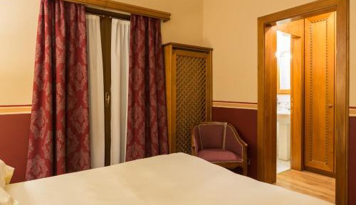 Large Single Room
