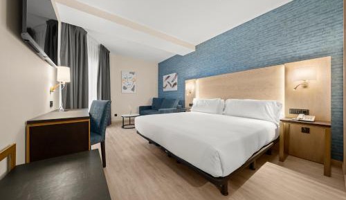 Standard Double Room with Extra Bed
