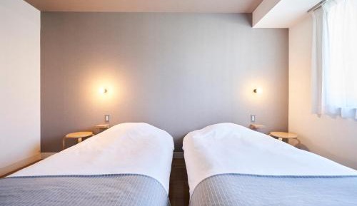 Twin Room with Shared Bathroom - Non-Smoking