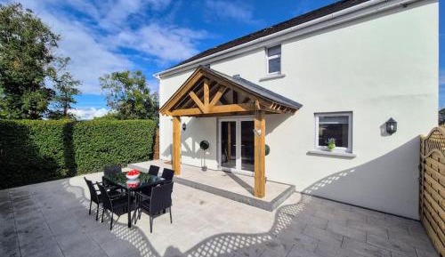 Four-Bedroom Holiday Home