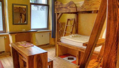 Quadruple Room with Shared Bathroom