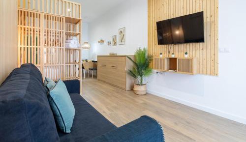 Studio Apartment
