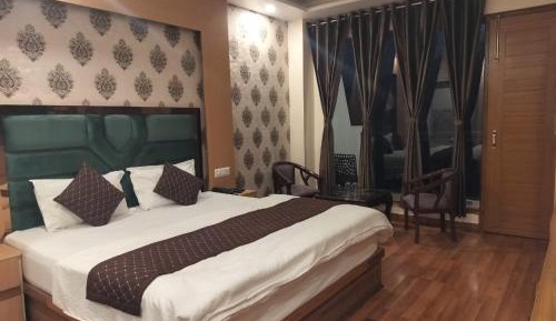 King Room with Balcony