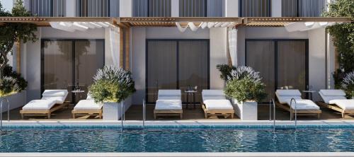 Suite with Pool View