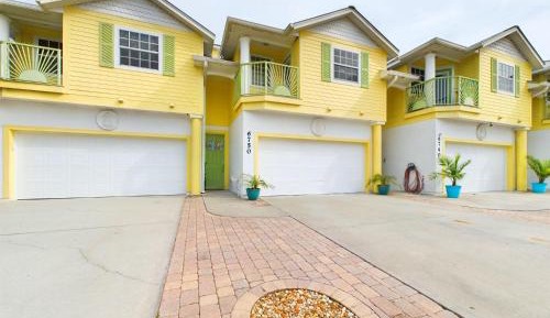 Three-Bedroom Townhouse